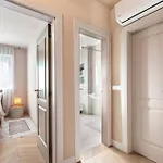 Luxury Tisa 아파트