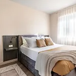 아파트 Luxury Tisa
