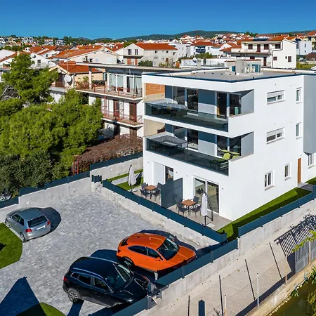 דירה Luxury Tisa ברודאריצה