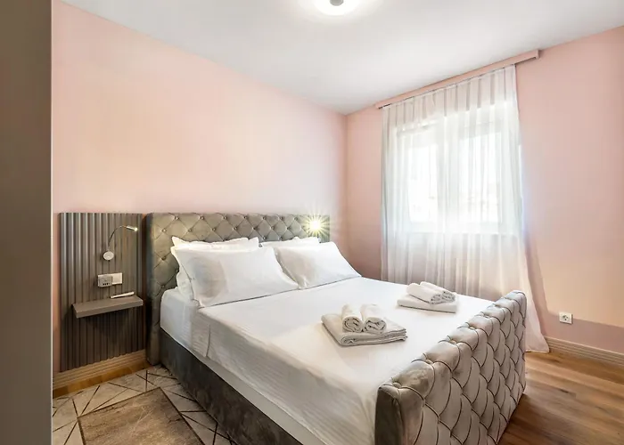 Luxury Tisa Appartement *